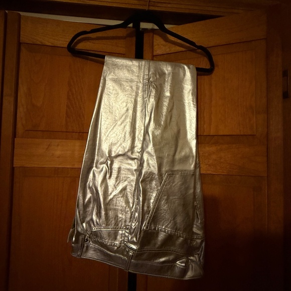 Silver pleather jeans - Picture 5 of 5